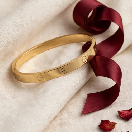 Classic Gold Screw Bracelet