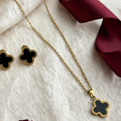 Gold Black Clover Necklace Set