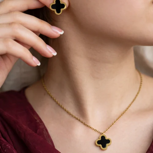 Gold Black Clover Necklace Set