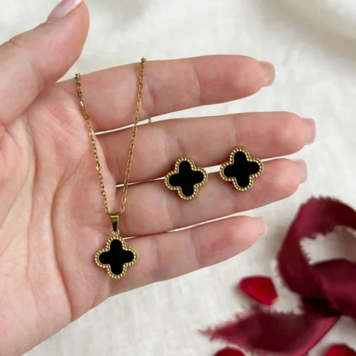 Gold Black Clover Necklace Set