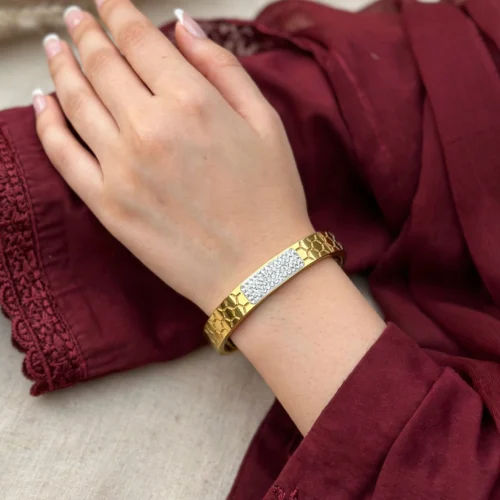 Gold Hyonecomb Crystal Bracelet