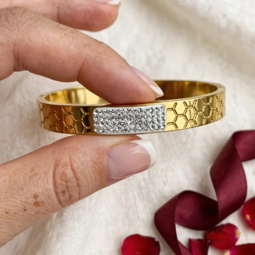 Gold Hyonecomb Crystal Bracelet