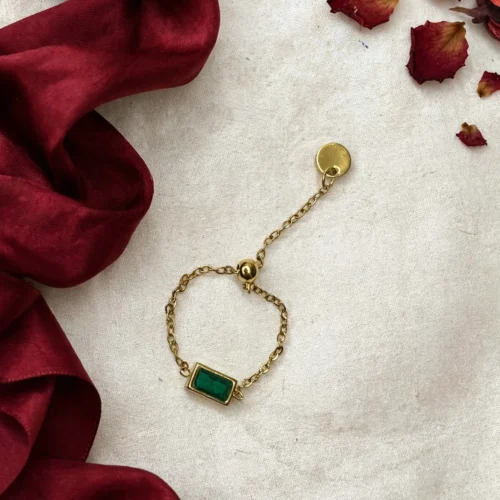 Gold Emerald Baguette Chain Ring — Adjustable