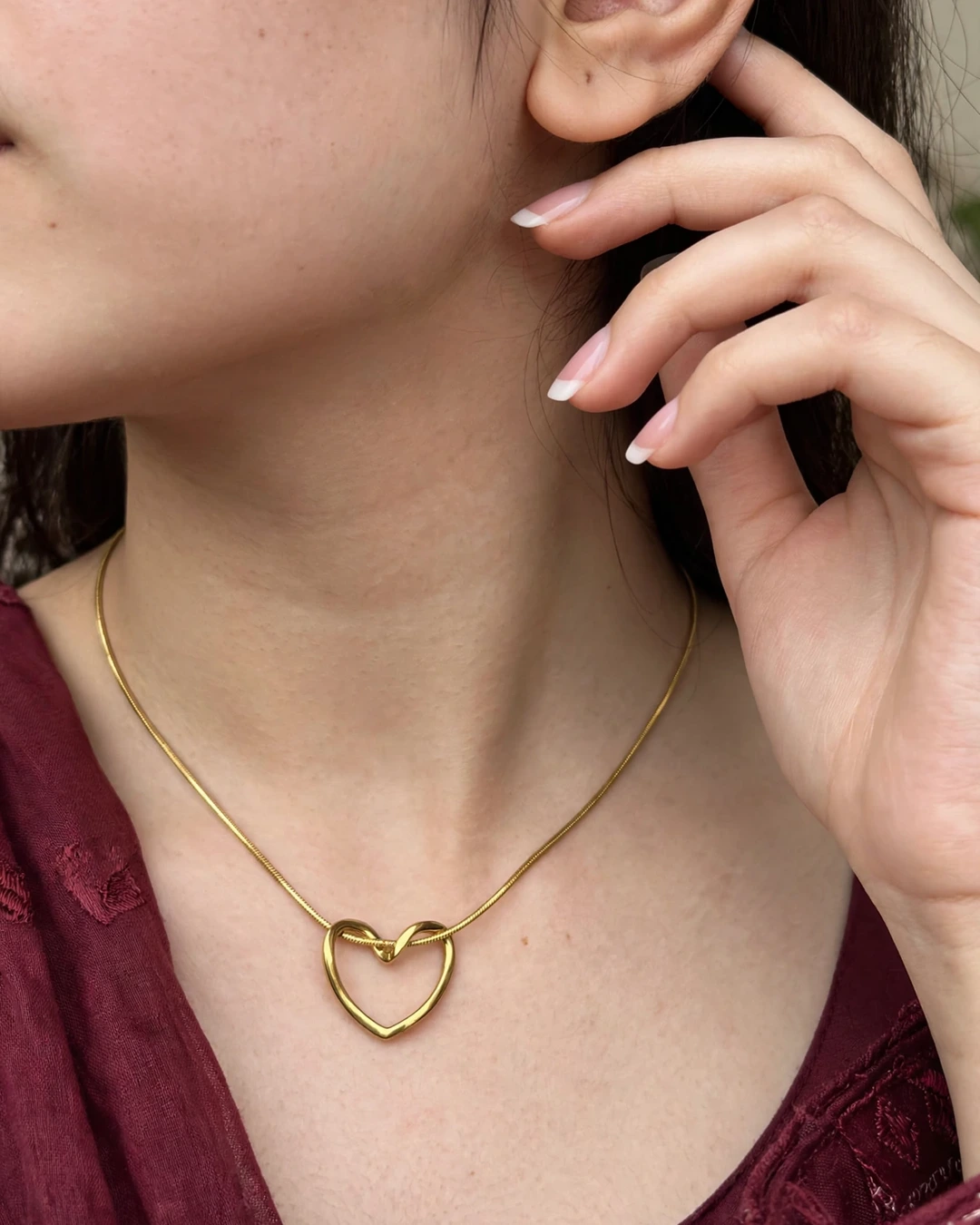 Gold Heart Snake Chain Necklace - Image 2