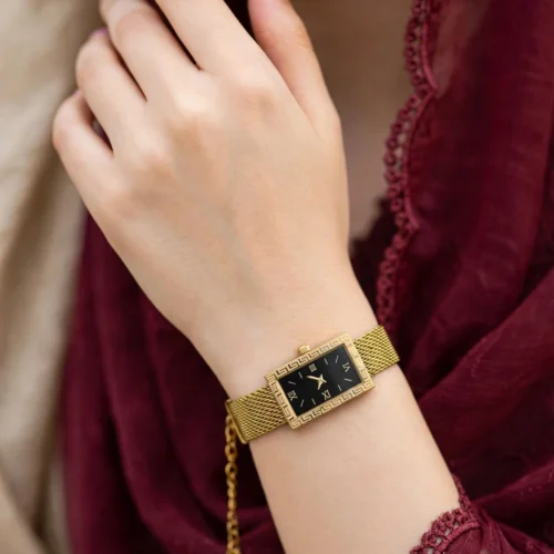 Gold Mesh Black Dial Watch Bracelet