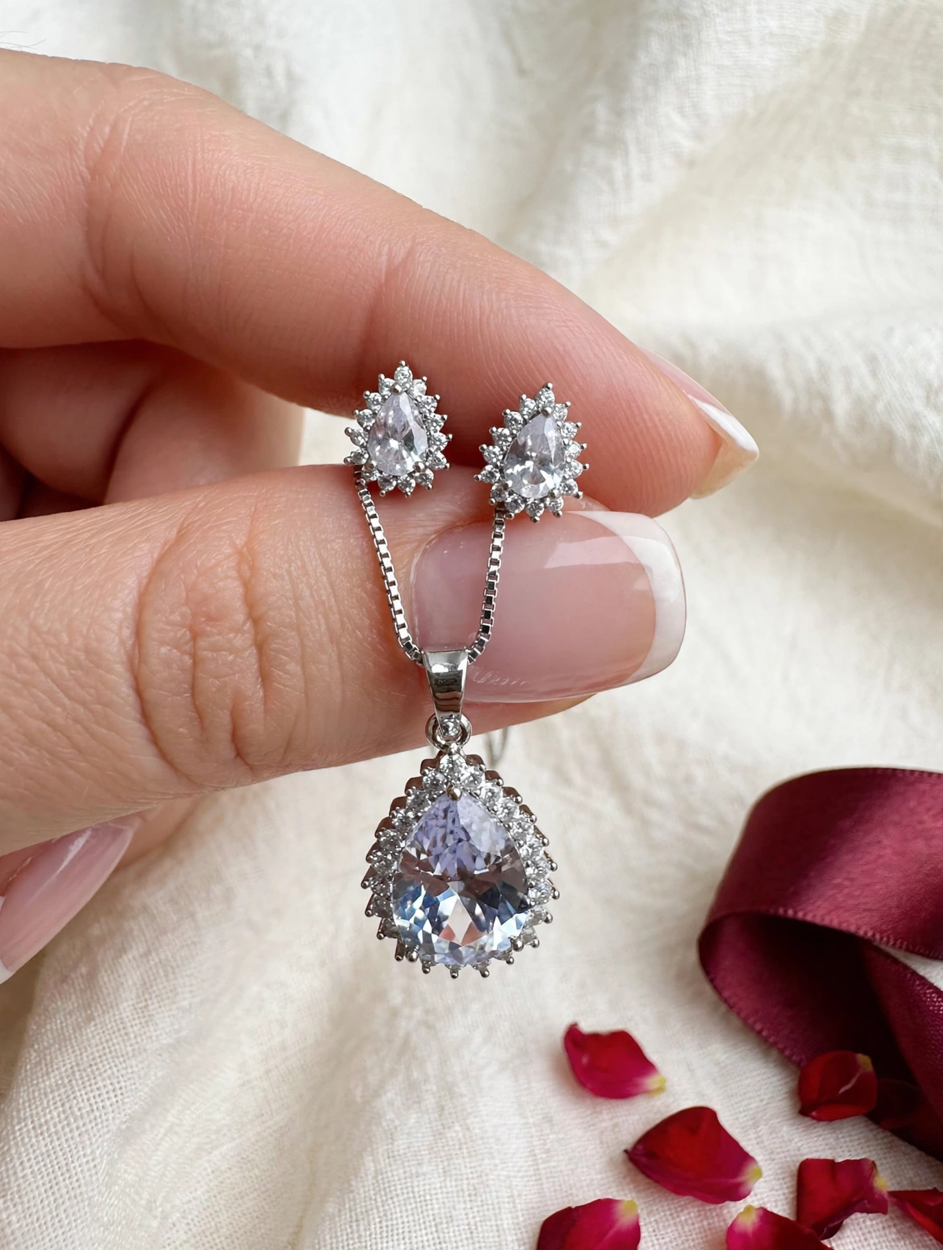 Silver Teardrop Crystal Pendant Set - Image 3